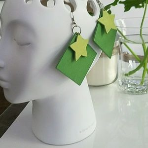 CLEARANCE. Totally rad 80s earrings